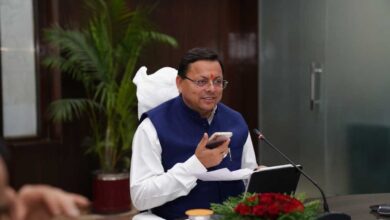 मुख्यमंत्री ने सी.एम हेल्पलाईन 1905 की समीक्षा, विभिन्न शिकायतकर्ताओं से वार्ता कर उनकी समस्याएं सुनी