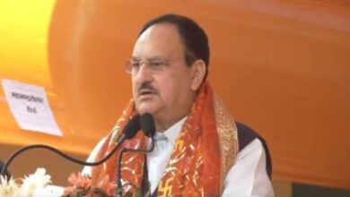 जेपी नड्डा ने हरिद्वार में किया रोड शो, पार्टी प्रत्याशी के लिए मांगा समर्थन