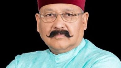 सरकार द्वारा जारी दिशा-निर्देशों का पालन करें तीर्थयात्री: महाराज