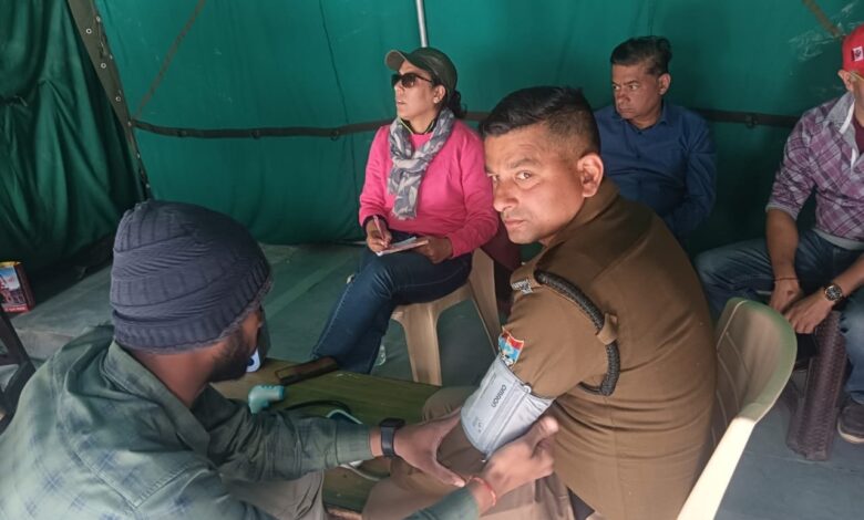 जवानों के लिये श्री बद्रीनाथ में निशुल्क स्वास्थ्य शिविर आयोजित