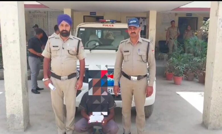 मोबाइल चोरी की घटना का खुलासा, एक अभियुक्त गिरफ्तार