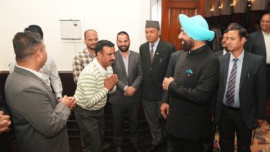 प्रत्येक शासकीय कार्मिक अपने कार्यों को पूरी निष्ठा एवं ईमानदारी से करें : राज्यपाल