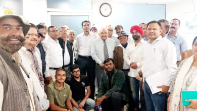 समाजसेवी संगठनों के प्रतिनिधियों ने की जिलाधिकारी से मुलाकात