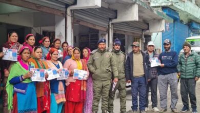 चमोली पुलिस का जनजागरुकता अभियान