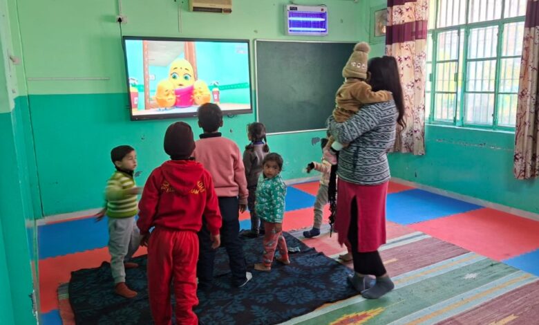 नारी निकेतन की बदली तस्वीर- एक छत के नीचे सुकून, भरोसा और नई ज़िंदगी नारी निकेतन की बदली तस्वीर- एक छत के नीचे सुकून, भरोसा और नई ज़िंदगी